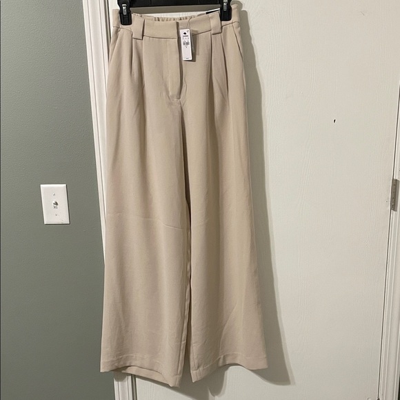 Express NWT Wide Leg Trouser High Rise Cream Pants Size 2 - Picture 4 of 16